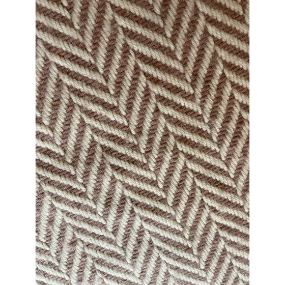 John Branigan Blush Cream Wool Throw with Fringe - Picture 4 of 5